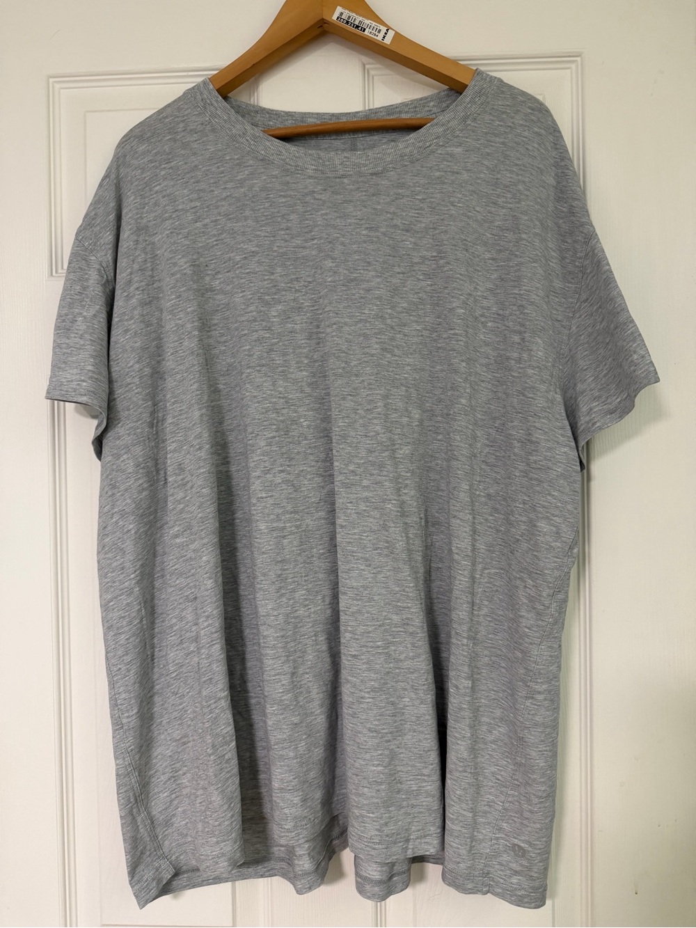 Lululemon Athletica Lulu Woman Size 20 Lightweight Crewneck T-Shirt Grey